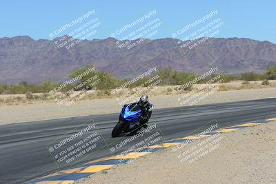 media/Mar-24-2025-Moto Forza (Mon) [[57ce5c5cff]]/3-Beginner Group/Session 3 (Turn 6 Inside)/